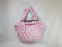 画像をギャラリービューアに読み込む, 風呂敷(大) - 桜・青海波(さくら・せいがいは) - 桃色×薄墨色