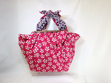 画像をギャラリービューアに読み込む, 風呂敷(大) - 梅・松竹(うめ・しょうちく) - 紺色×赤色