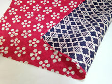 画像をギャラリービューアに読み込む, 風呂敷(大) - 梅・松竹(うめ・しょうちく) - 紺色×赤色